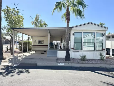637 S Hawks Eye Dr, Apache Junction, AZ 85119 photo 2