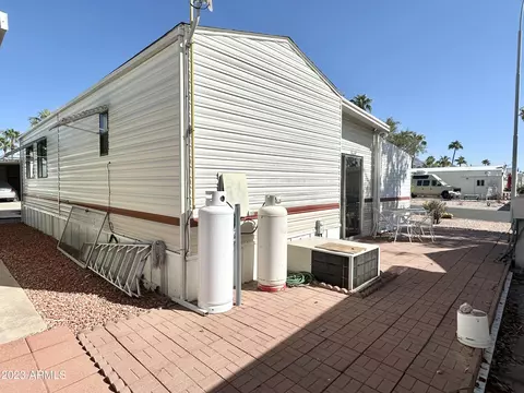 637 S Hawks Eye Dr, Apache Junction, AZ 85119 photo 7