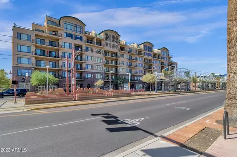 2302 N Central Ave #611, Phoenix, AZ 85004