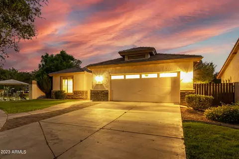 3391 E Lexington Ct, Gilbert, AZ 85234 photo 2