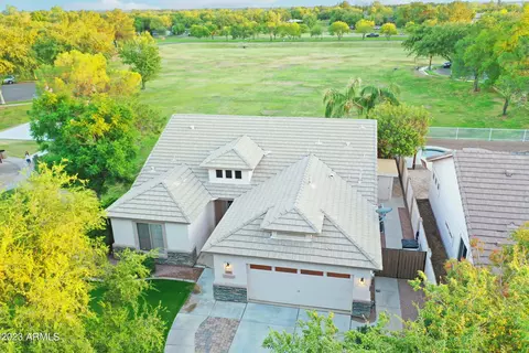 3391 E Lexington Ct, Gilbert, AZ 85234 photo 12