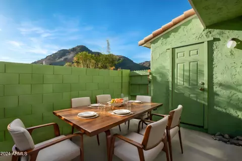Exterior - 709 E Cochise Dr #B, Phoenix, AZ 85020 photo 2 of 6