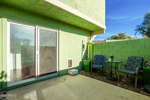 Exterior - 709 E Cochise Dr #B, Phoenix, AZ 85020 photo 5 of 6