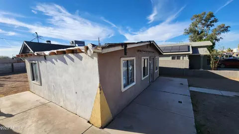 4432 S 8th St, Phoenix, AZ 85040