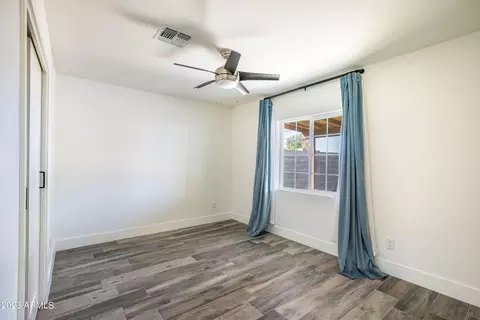 527 E Butler Dr, Phoenix, AZ 85020 photo 6