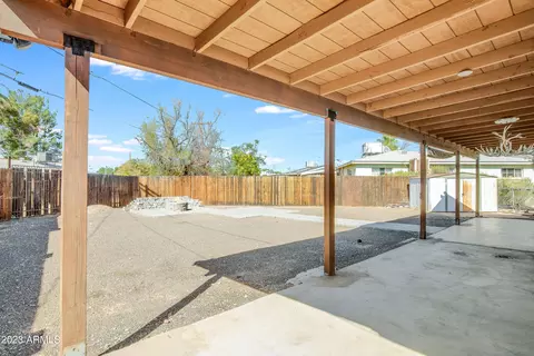 527 E Butler Dr, Phoenix, AZ 85020 photo 9