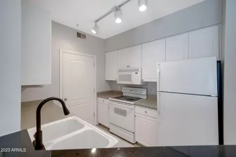 1701 E Colter St #351, Phoenix, AZ 85016 photo 15