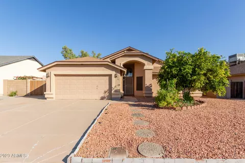 726 W Sherri Dr, Gilbert, AZ 85233