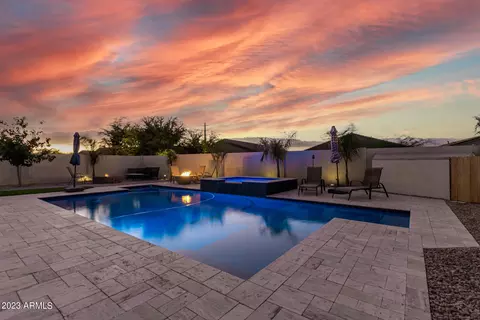 644 W Chapawee Trl, San Tan Valley, AZ 85140