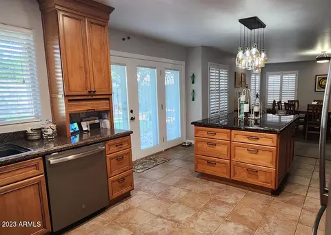 1068 W Olive Ave, Gilbert, AZ 85233 photo 4