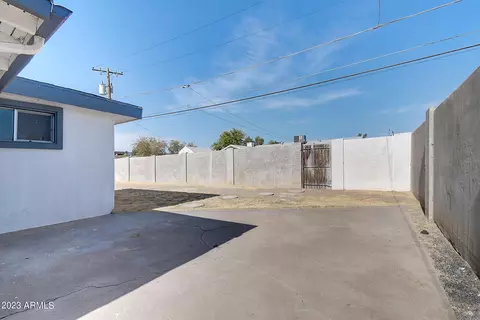 5542 N 28th Dr, Phoenix, AZ 85017 photo 8