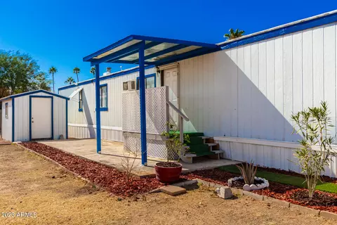 2515 E Waltann Ln, Phoenix, AZ 85032 photo 7