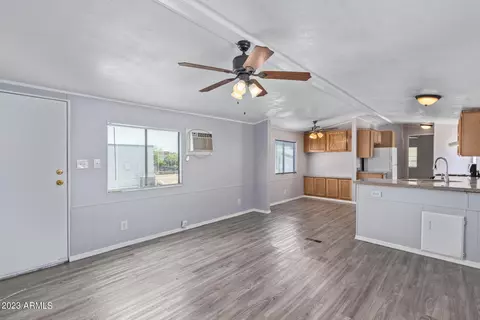 2515 E Waltann Ln, Phoenix, AZ 85032 photo 10