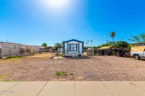 2515 E Waltann Ln, Phoenix, AZ 85032 photo 2