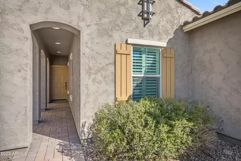2414 E Flintlock Dr, Gilbert, AZ 85298 photo 2