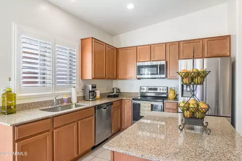 2414 E Flintlock Dr, Gilbert, AZ 85298 photo 8