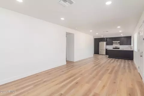 1821 W Villa Rita Dr, Phoenix, AZ 85023
