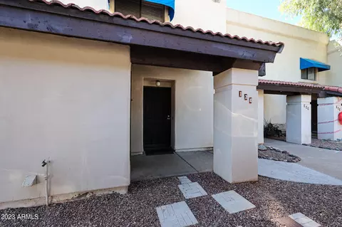 2201 W Union Hills Dr #120, Phoenix, AZ 85027