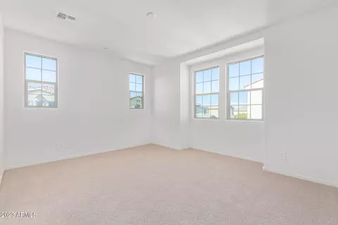 1668 E Hampton Ln, Gilbert, AZ 85295 photo 12