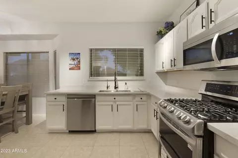 4707 E Paso Trl, Phoenix, AZ 85050 photo 9