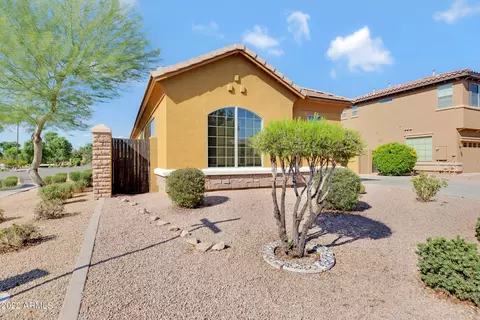 2968 E Palmdale Ln, Gilbert, AZ 85298