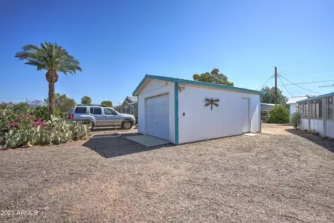 2511 W Virginia St, Apache Junction, AZ 85120 photo 4
