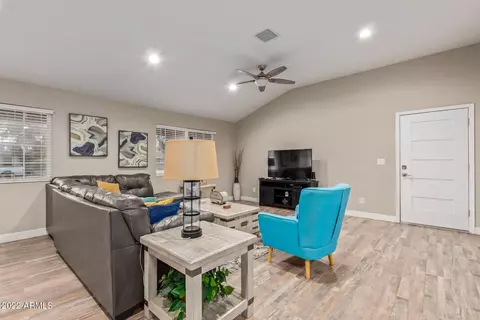 1108 W Colter St, Phoenix, AZ 85013 photo 5