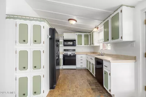 635 E Post Rd, Benson, AZ 85602 photo 7