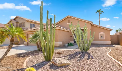 Exterior - 1077 E Baylor Ln, Gilbert, AZ 85296 photo 6 of 7
