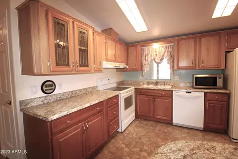 2208 W Baseline Ave #60, Apache Junction, AZ 85120 photo 10
