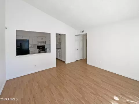 525 N May -- #17, Mesa, AZ 85201 photo 7