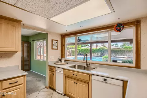 1843 E Cornell Dr, Tempe, AZ 85283 photo 7