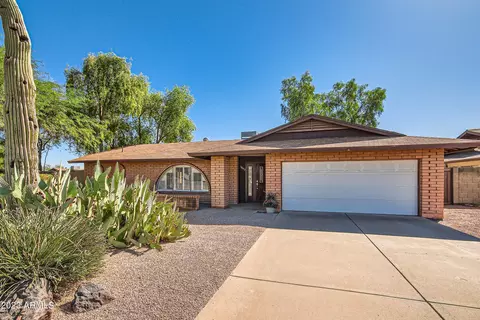 1843 E Cornell Dr, Tempe, AZ 85283 photo 2