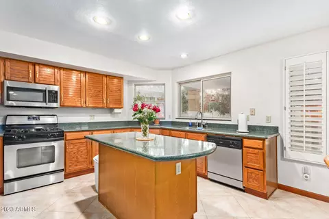 3417 E Cedarwood Ln, Phoenix, AZ 85048 photo 15