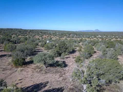 13 Cattle Dr #13, Ash Fork, AZ 86320