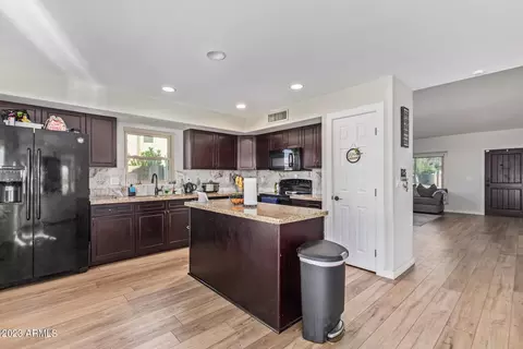 1430 E Windsong Dr, Phoenix, AZ 85048 photo 11