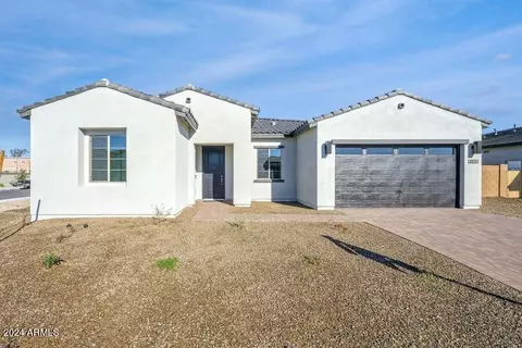 4416 W Questa Dr, Glendale, AZ 85310