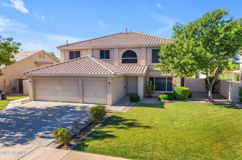 2610 E Catclaw St, Gilbert, AZ 85296 photo 3