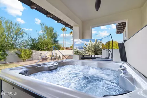 2400 W Longhorn Dr, Chandler, AZ 85286