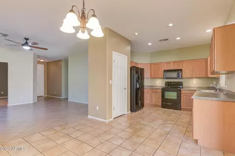6748 E Regina St, Mesa, AZ 85215 photo 13