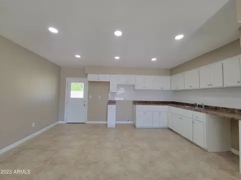 7940 W Weldon Ave, Phoenix, AZ 85033 photo 7