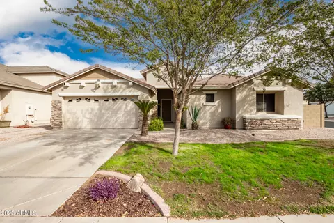 34909 N Spur Cir, San Tan Valley, AZ 85143
