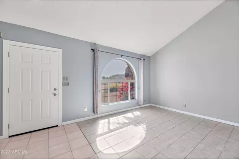 516 E Renee Dr, Phoenix, AZ 85024 photo 5