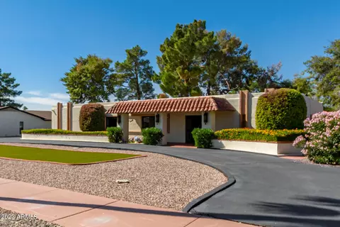 1160 N Villa Nueva Dr, Litchfield Park, AZ 85340