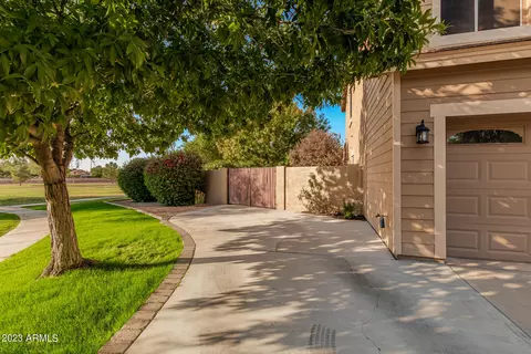 2816 E Cullumber Ct, Gilbert, AZ 85234 photo 4