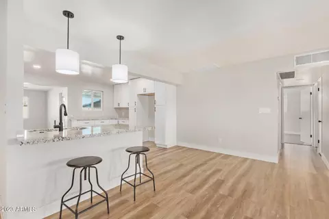 13641 N 32nd Dr, Phoenix, AZ 85029 photo 9