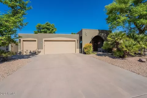 9538 W Glen Oaks Cir N, Sun City, AZ 85351
