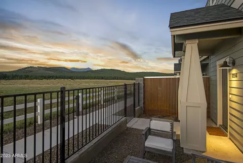 12246 Curtis Ct, Bellemont, AZ 86015