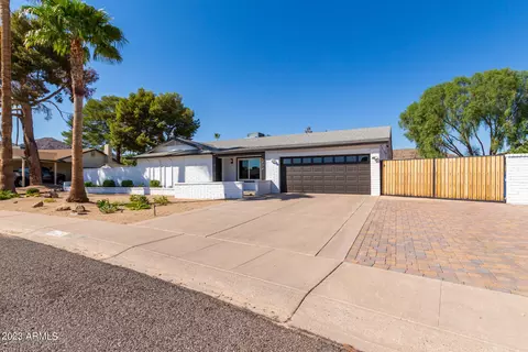 4424 E San Gabriel Ave, Phoenix, AZ 85044 photo 2