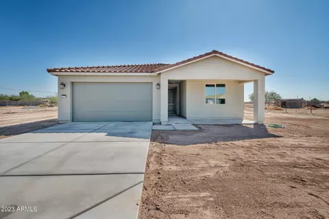 3905 N Hohokam Dr, Eloy, AZ 85131
